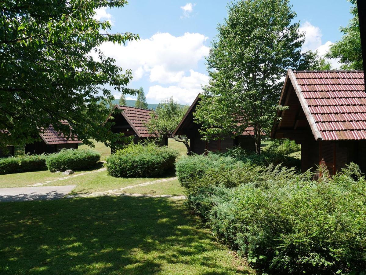 Bungalows Korana - Campsite Korana Seliste Dreznicko Exterior photo