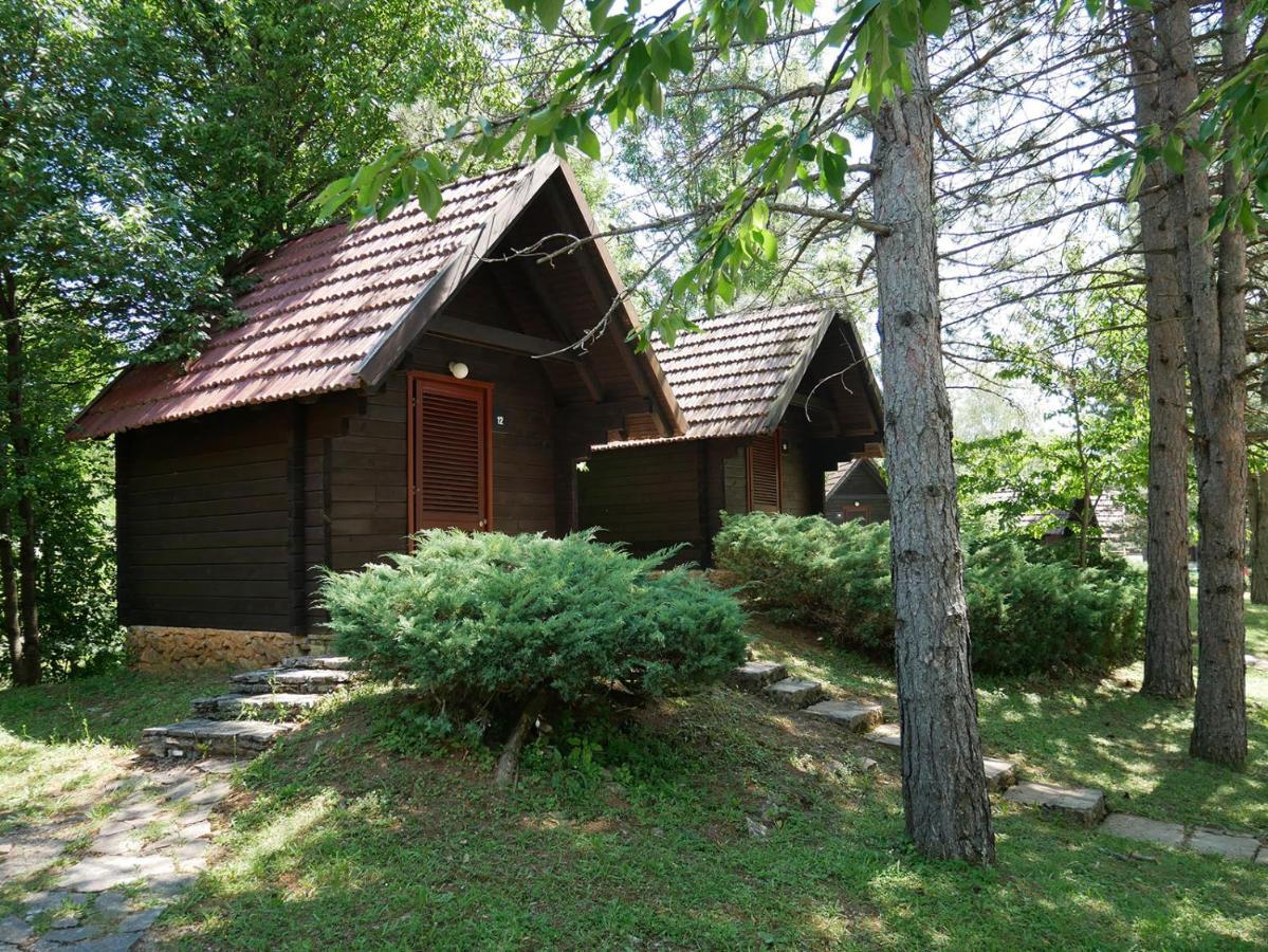 Bungalows Korana - Campsite Korana Seliste Dreznicko Exterior photo