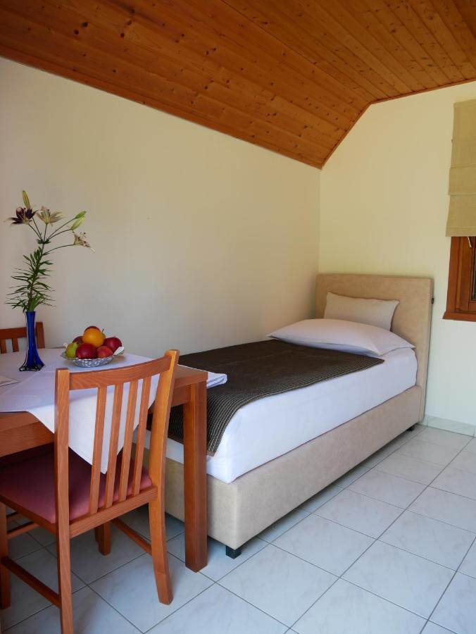 Bungalows Korana - Campsite Korana Seliste Dreznicko Exterior photo